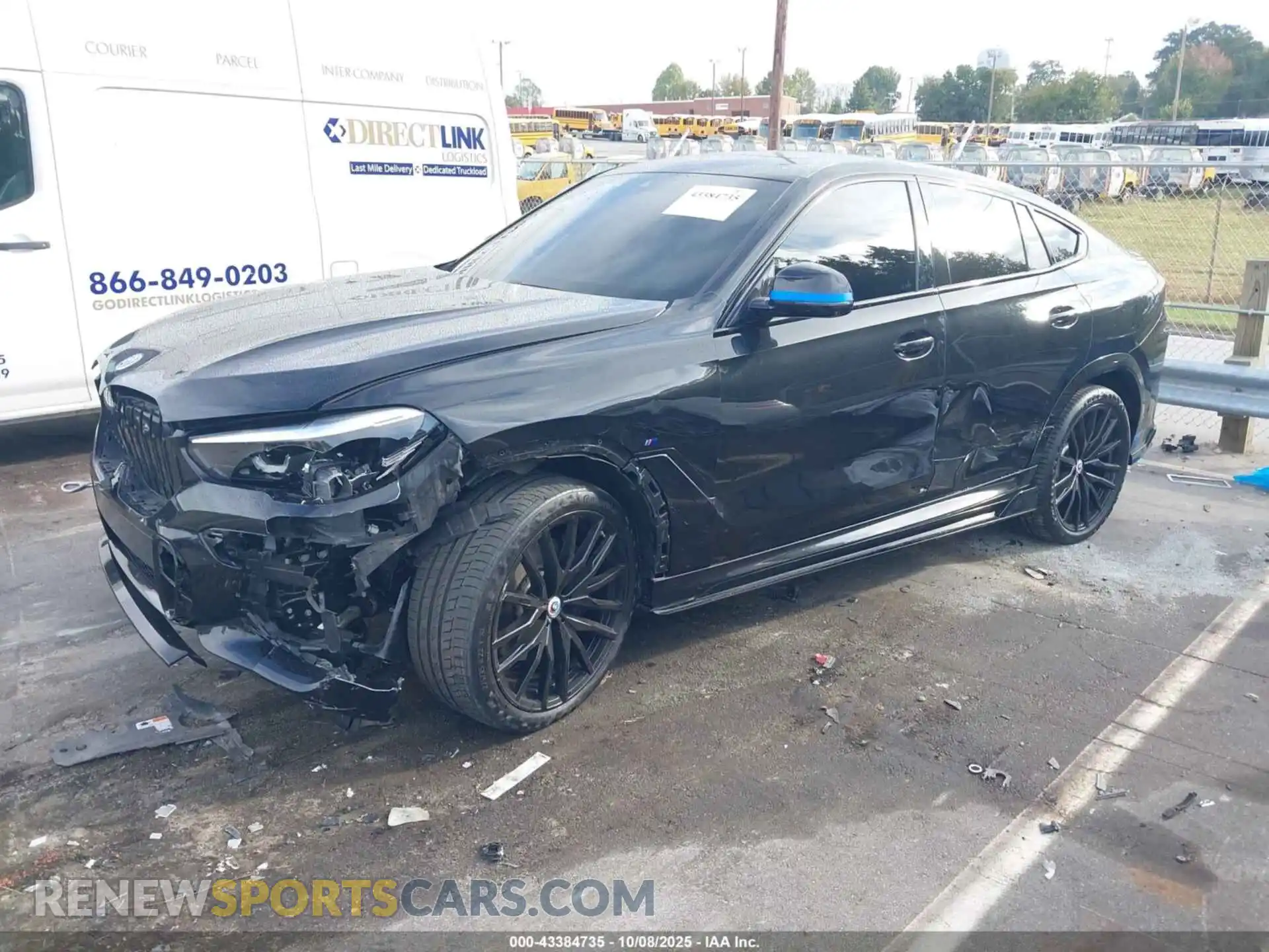 2 Photograph of a damaged car 5UXCY6C03P9P59024 BMW X6 2023
