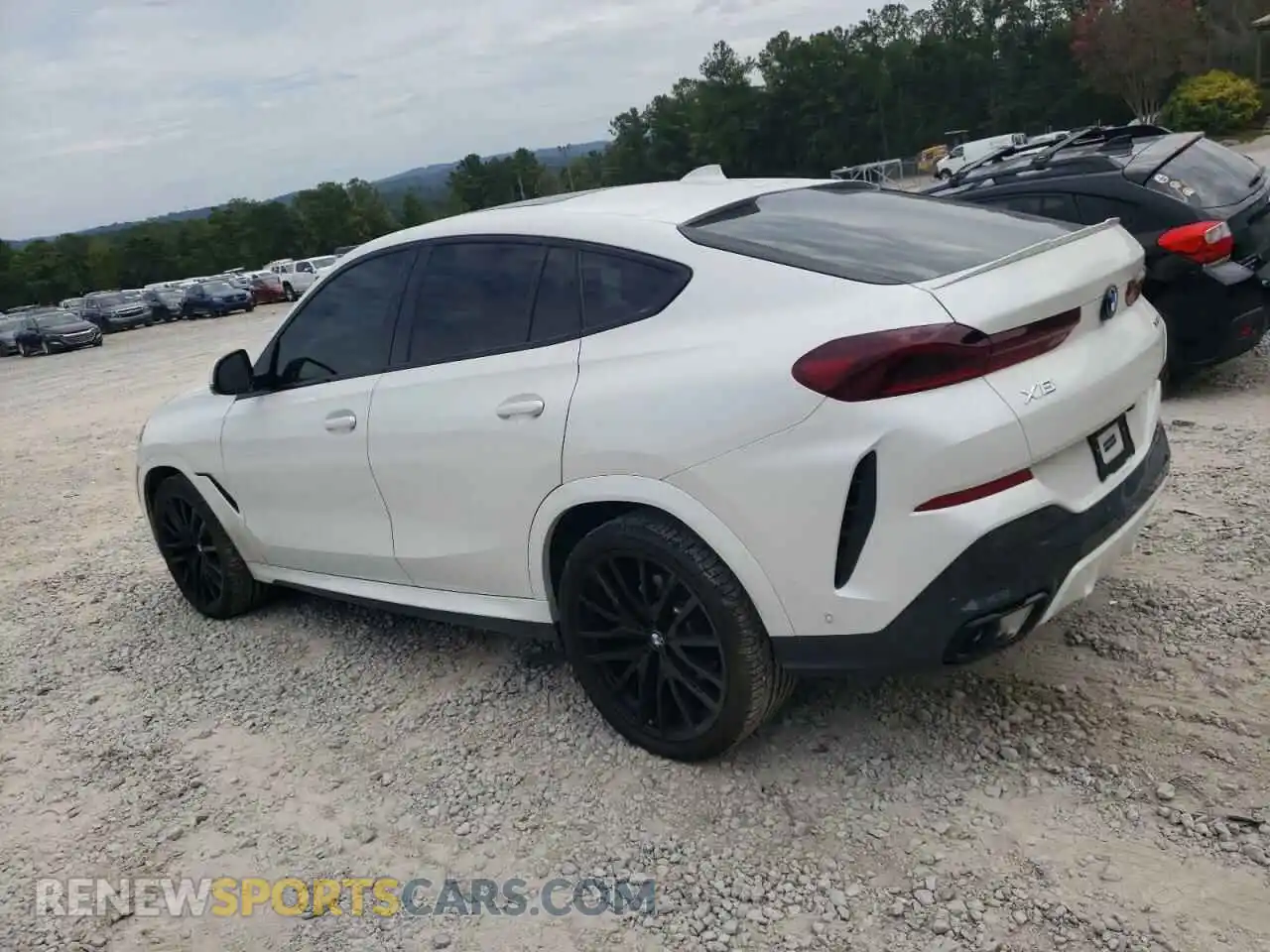 2 Photograph of a damaged car 5UXCY6C04P9R06371 BMW X6 2023