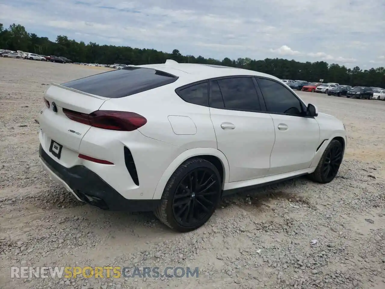 3 Photograph of a damaged car 5UXCY6C04P9R06371 BMW X6 2023