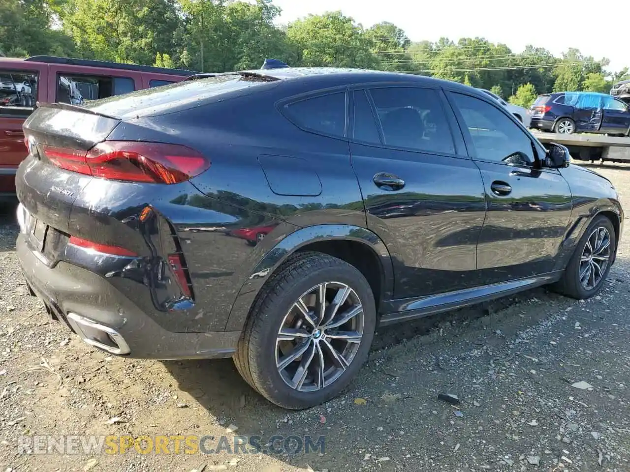 3 Photograph of a damaged car 5UXCY6C05P9P71983 BMW X6 2023