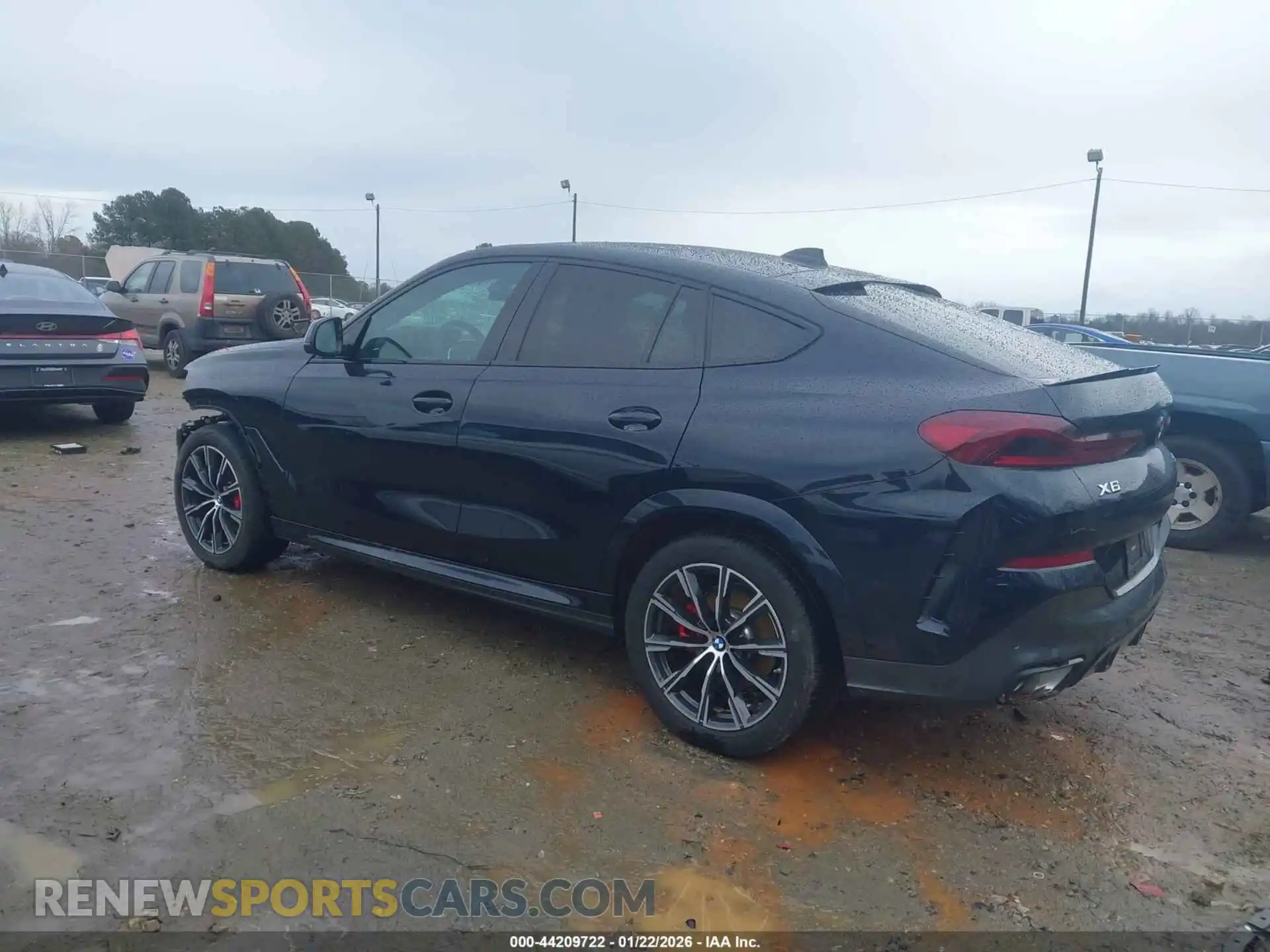 3 Photograph of a damaged car 5UXCY6C05P9P80151 BMW X6 2023