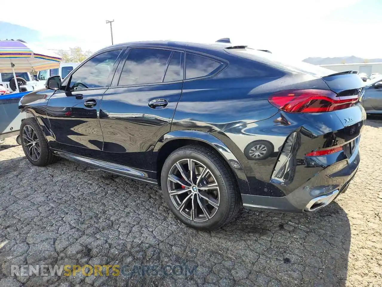 2 Photograph of a damaged car 5UXCY6C06P9N45418 BMW X6 2023