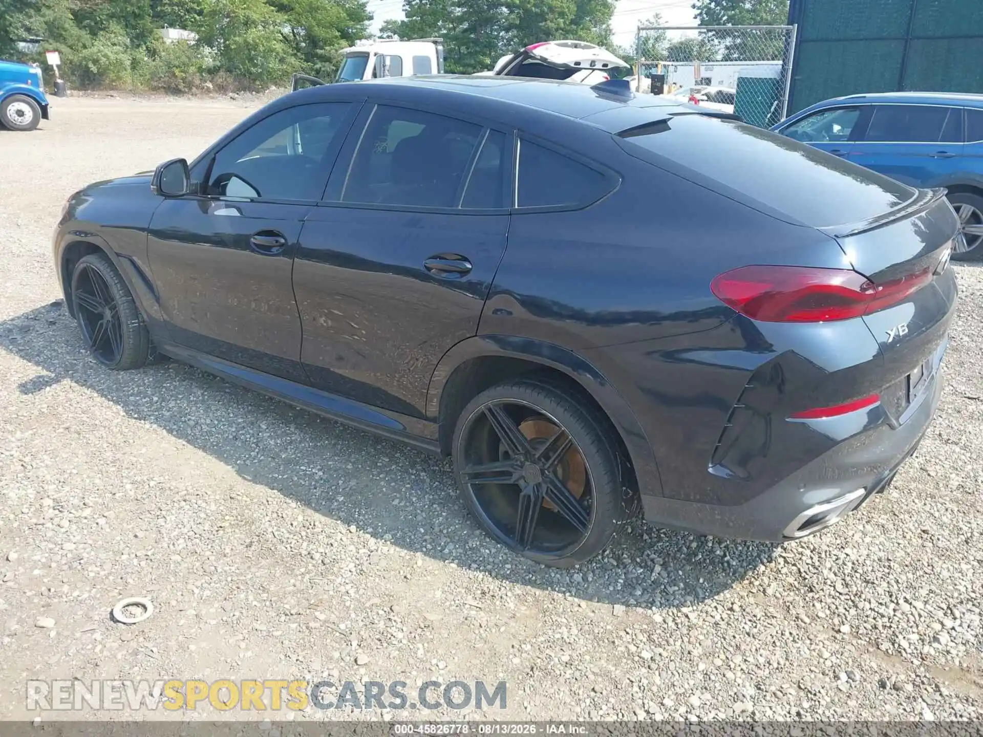 3 Photograph of a damaged car 5UXCY6C09P9N59460 BMW X6 2023