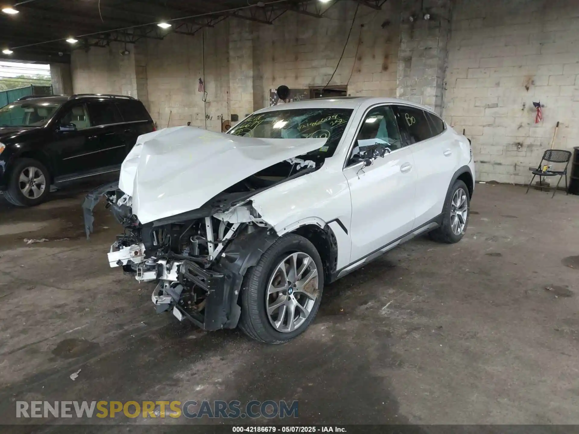 2 Photograph of a damaged car 5UXCY6C09P9N62584 BMW X6 2023