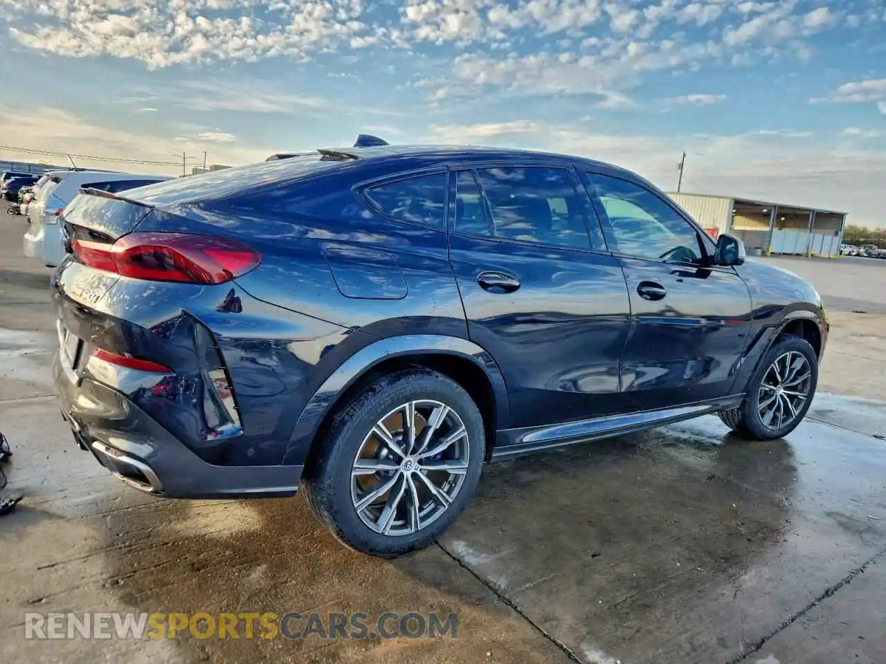 3 Фотография поврежденного автомобиля 5UXCY8C01P9N80024 BMW X6 2023