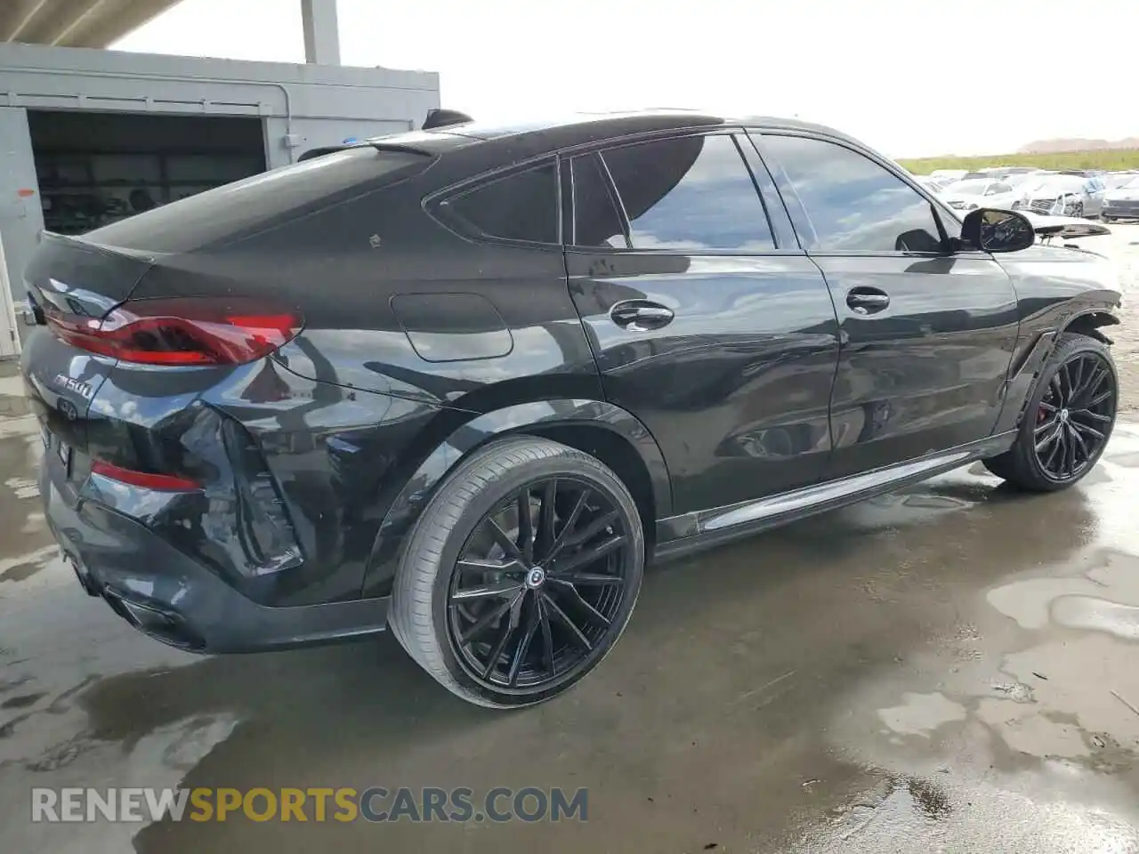 3 Photograph of a damaged car 5UXCY8C01P9S00552 BMW X6 2023