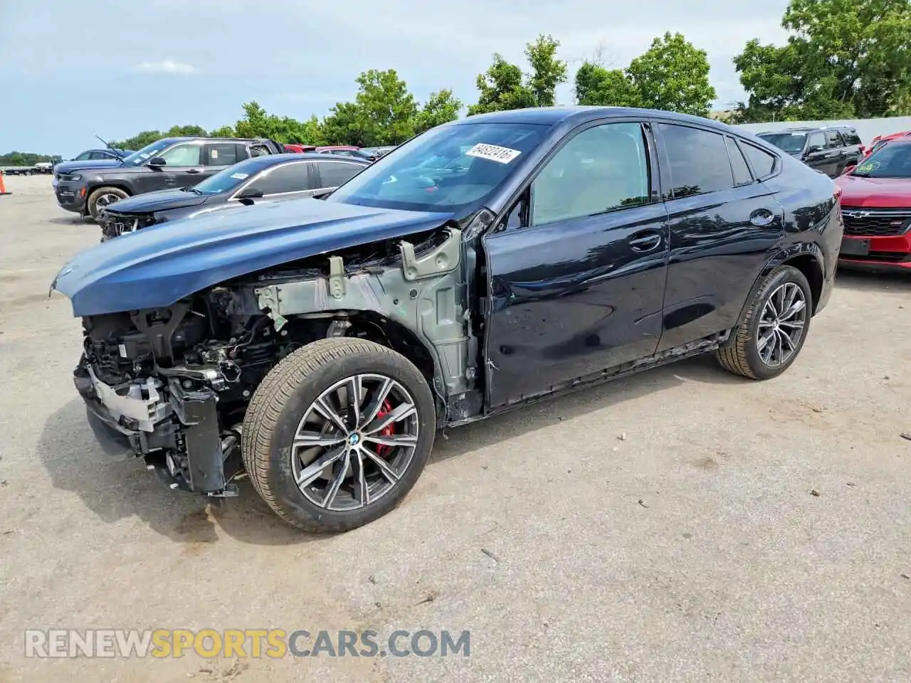 1 Photograph of a damaged car 5UXCY8C02P9N57142 BMW X6 2023