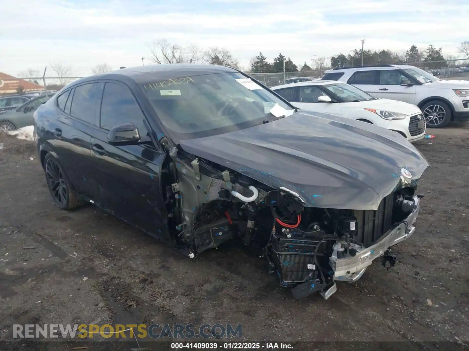 1 Photograph of a damaged car 5UXCY8C07P9N88774 BMW X6 2023