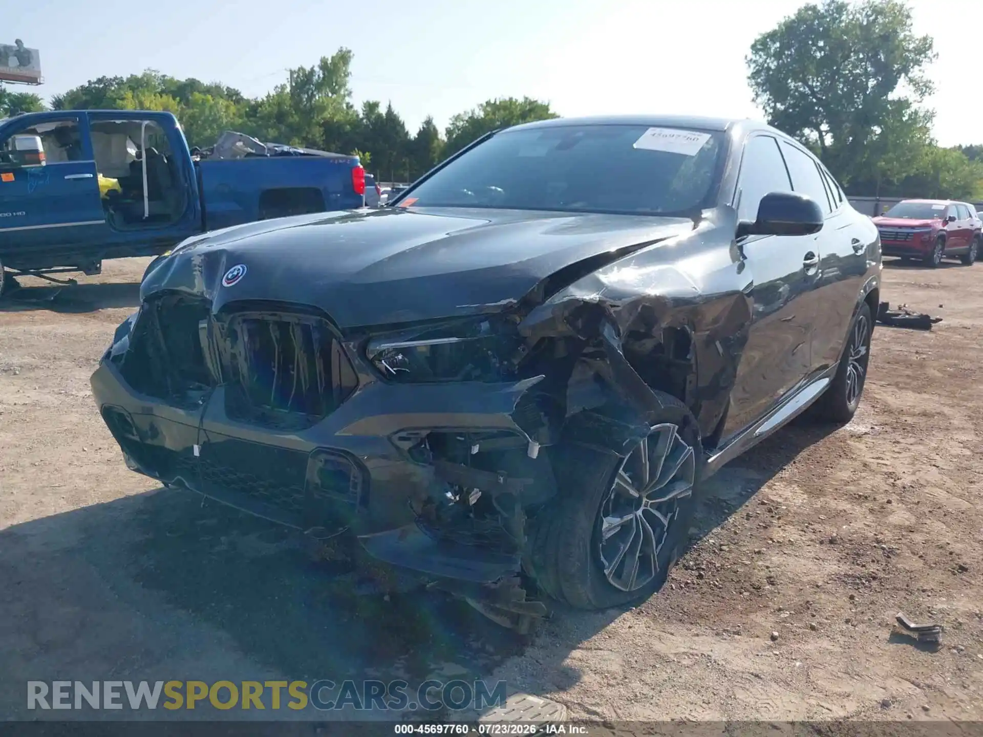 2 Photograph of a damaged car 5UXCY8C08P9N58067 BMW X6 2023