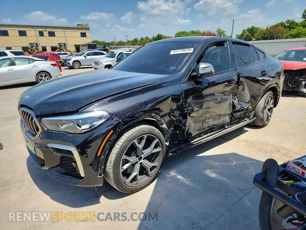1 Photograph of a damaged car 5UXCY8C0XP9R29309 BMW X6 2023