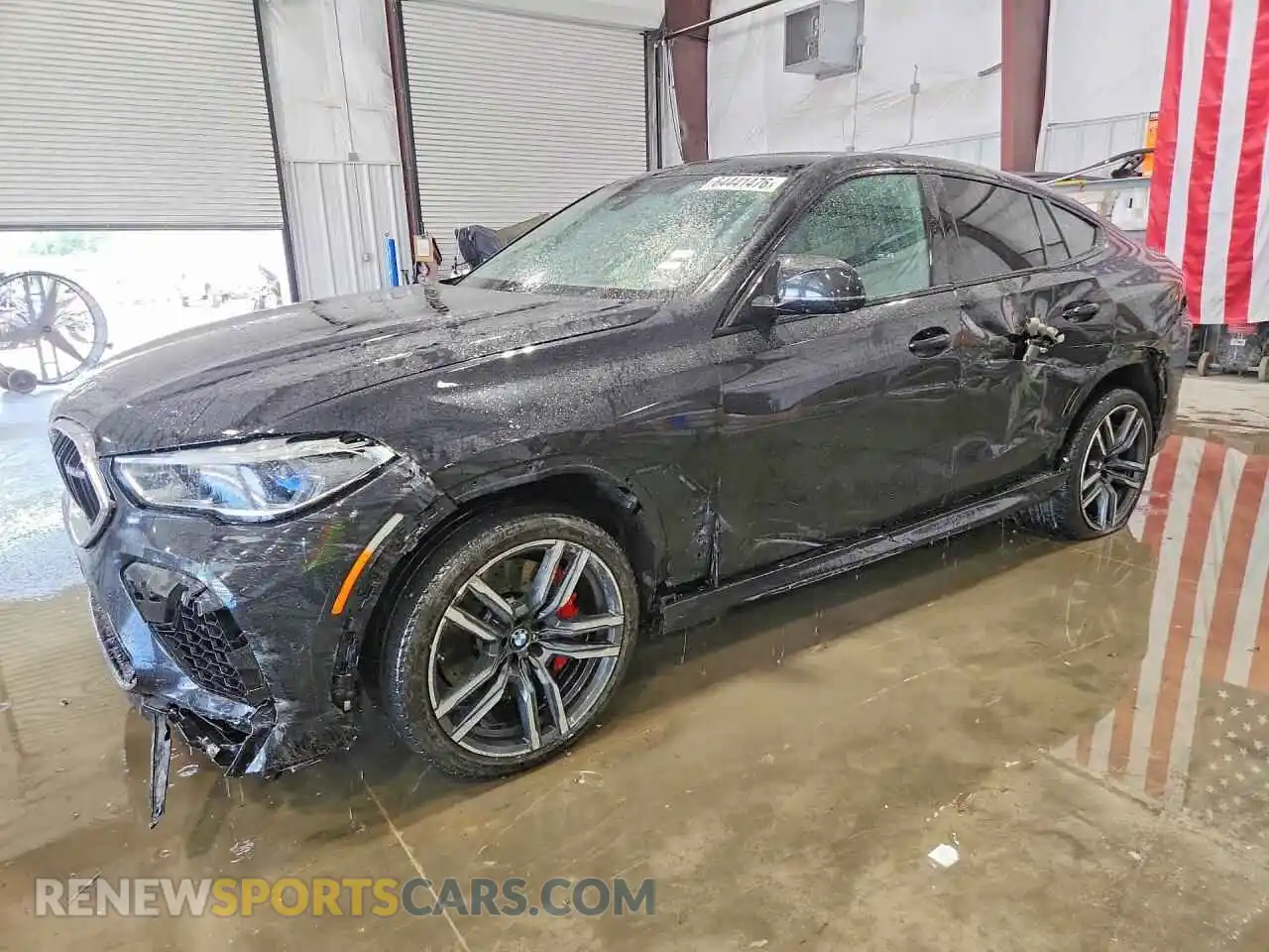1 Photograph of a damaged car 5YMCY0C09P9R70508 BMW X6 2023