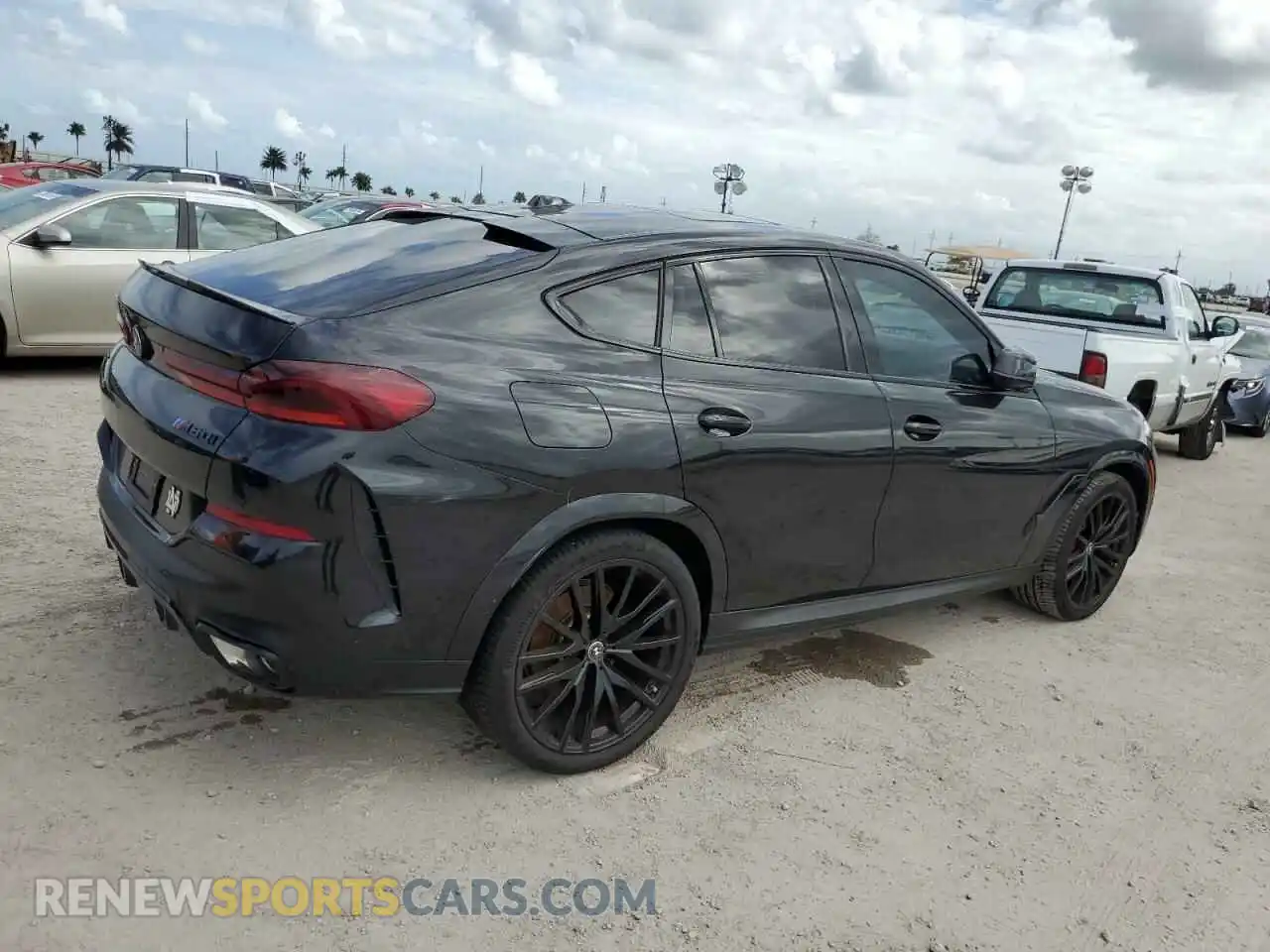 3 Photograph of a damaged car 5UX33EX03R9T47983 BMW X6 2024