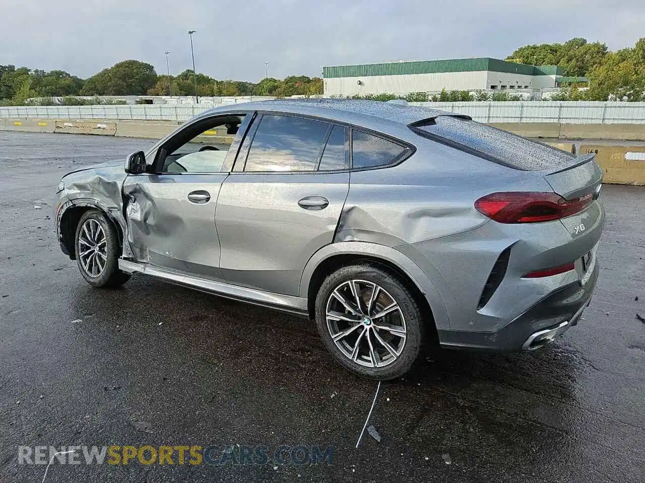 2 Photograph of a damaged car 5UX33EX04R9S89561 BMW X6 2024