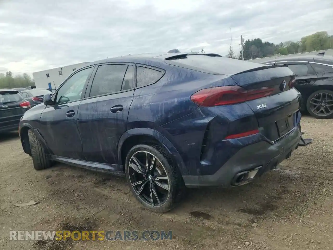 2 Photograph of a damaged car 5UX33EX07R9T53379 BMW X6 2024