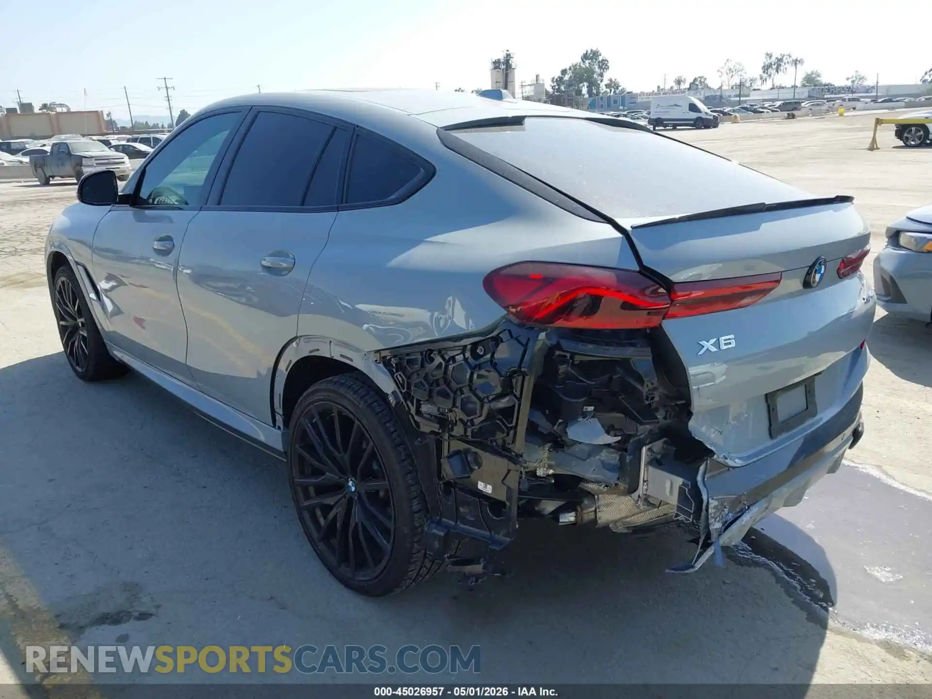 3 Photograph of a damaged car 5UX33EX07R9U05349 BMW X6 2024