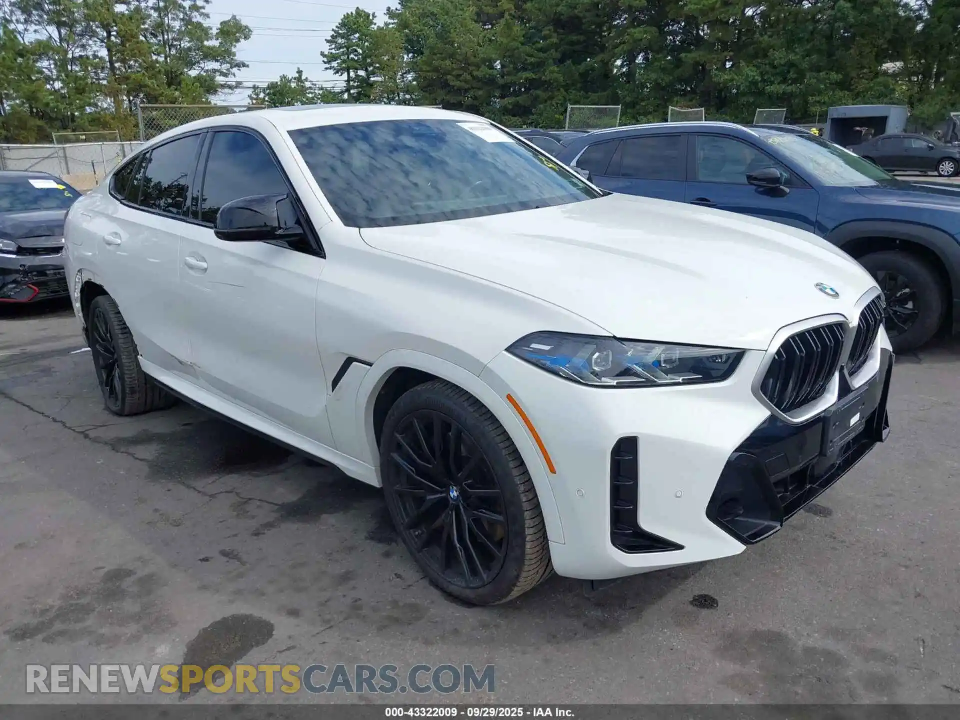 1 Photograph of a damaged car 5UX43EX00R9T36315 BMW X6 2024