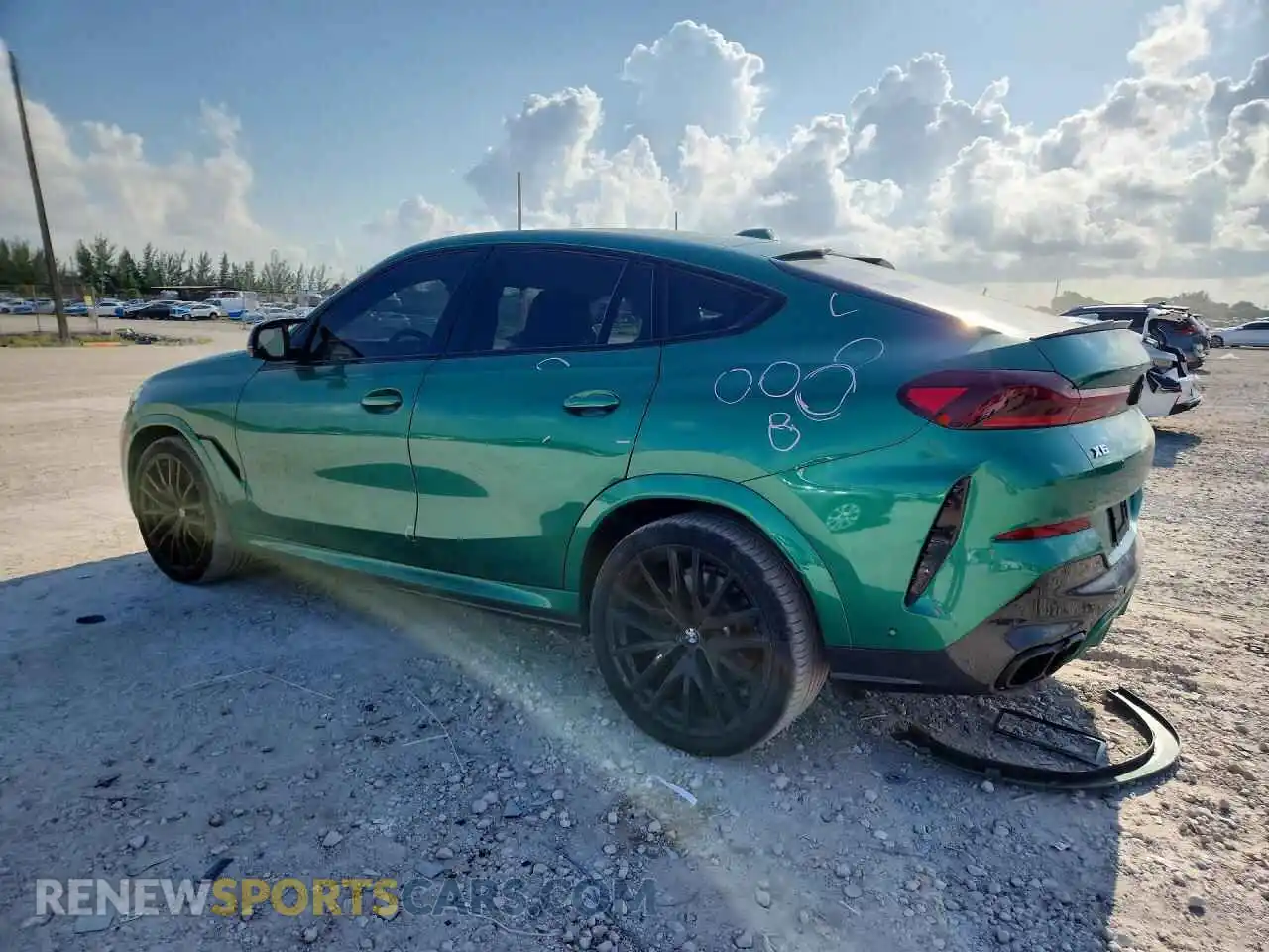 2 Фотография поврежденного автомобиля 5UX43EX00R9U46264 BMW X6 2024