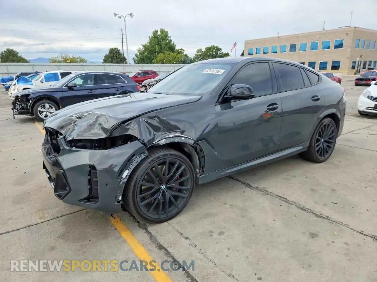 1 Photograph of a damaged car 5UX43EX03R9S81942 BMW X6 2024