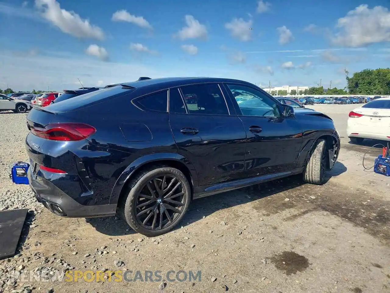 3 Photograph of a damaged car 5UX43EX06R9U78703 BMW X6 2024