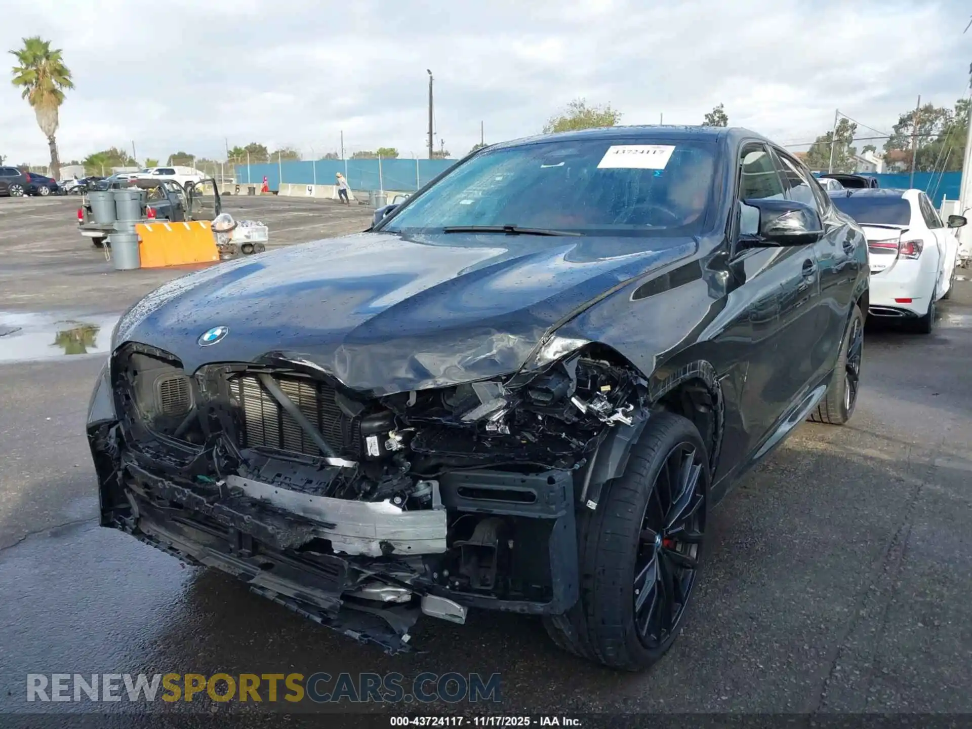 2 Photograph of a damaged car 5UX43EX09R9T85769 BMW X6 2024