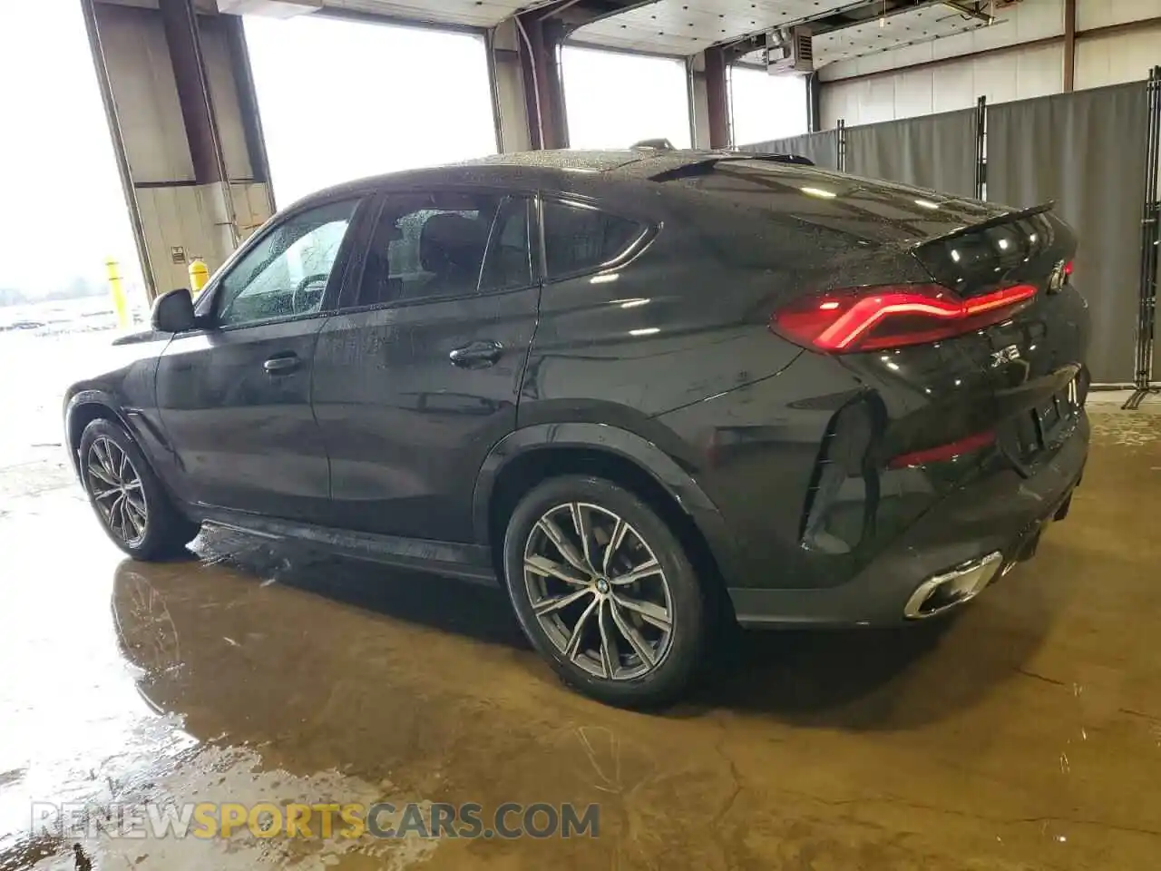 2 Photograph of a damaged car 5UX33EX00S9W90983 BMW X6 2025
