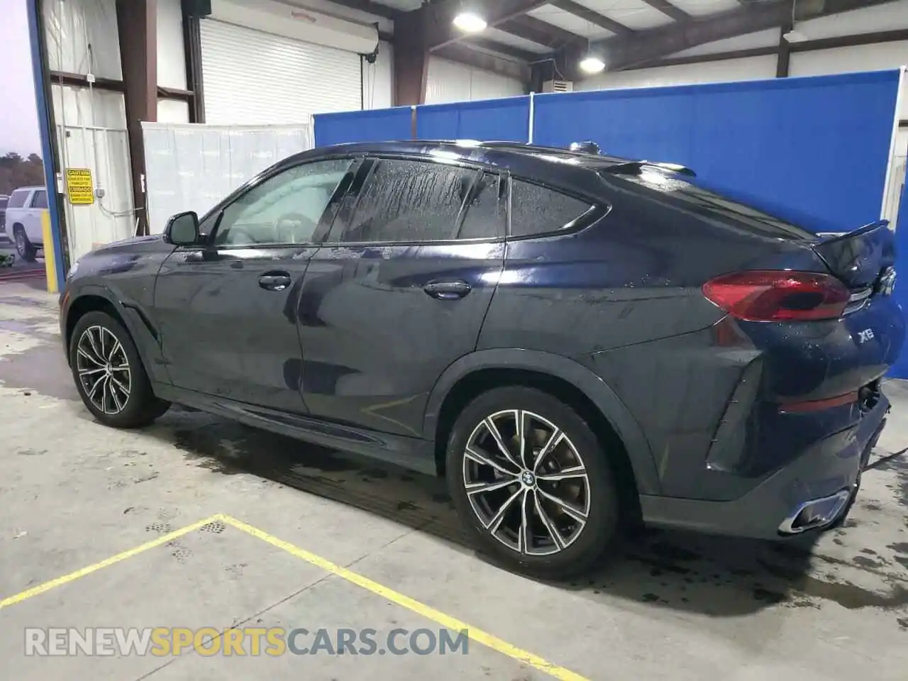 2 Photograph of a damaged car 5UX33EX01S9X24641 BMW X6 2025