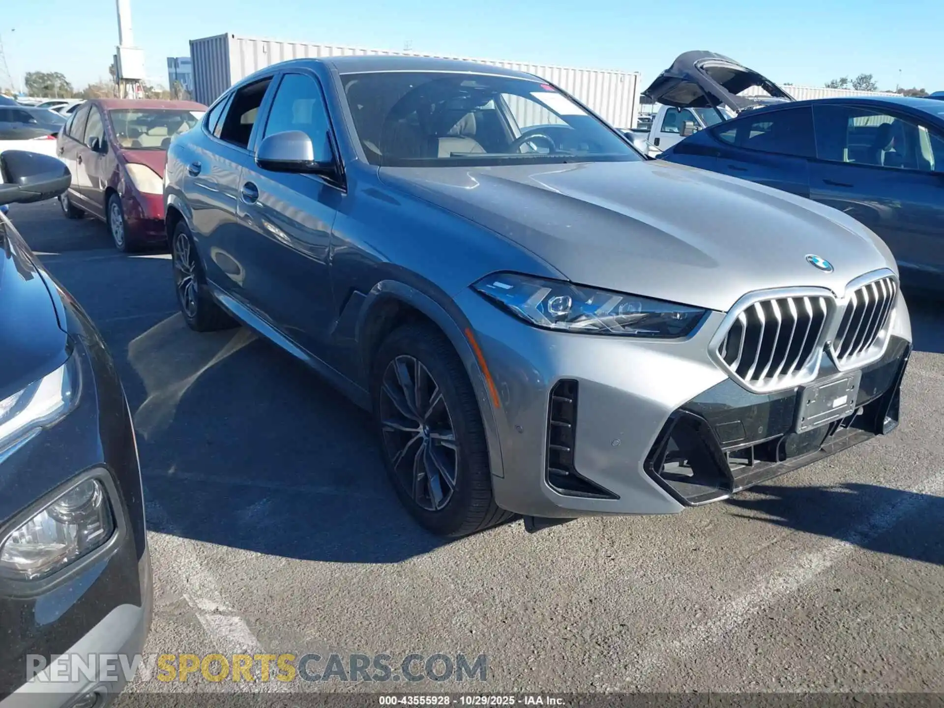 1 Photograph of a damaged car 5UX33EX02S9W72761 BMW X6 2025