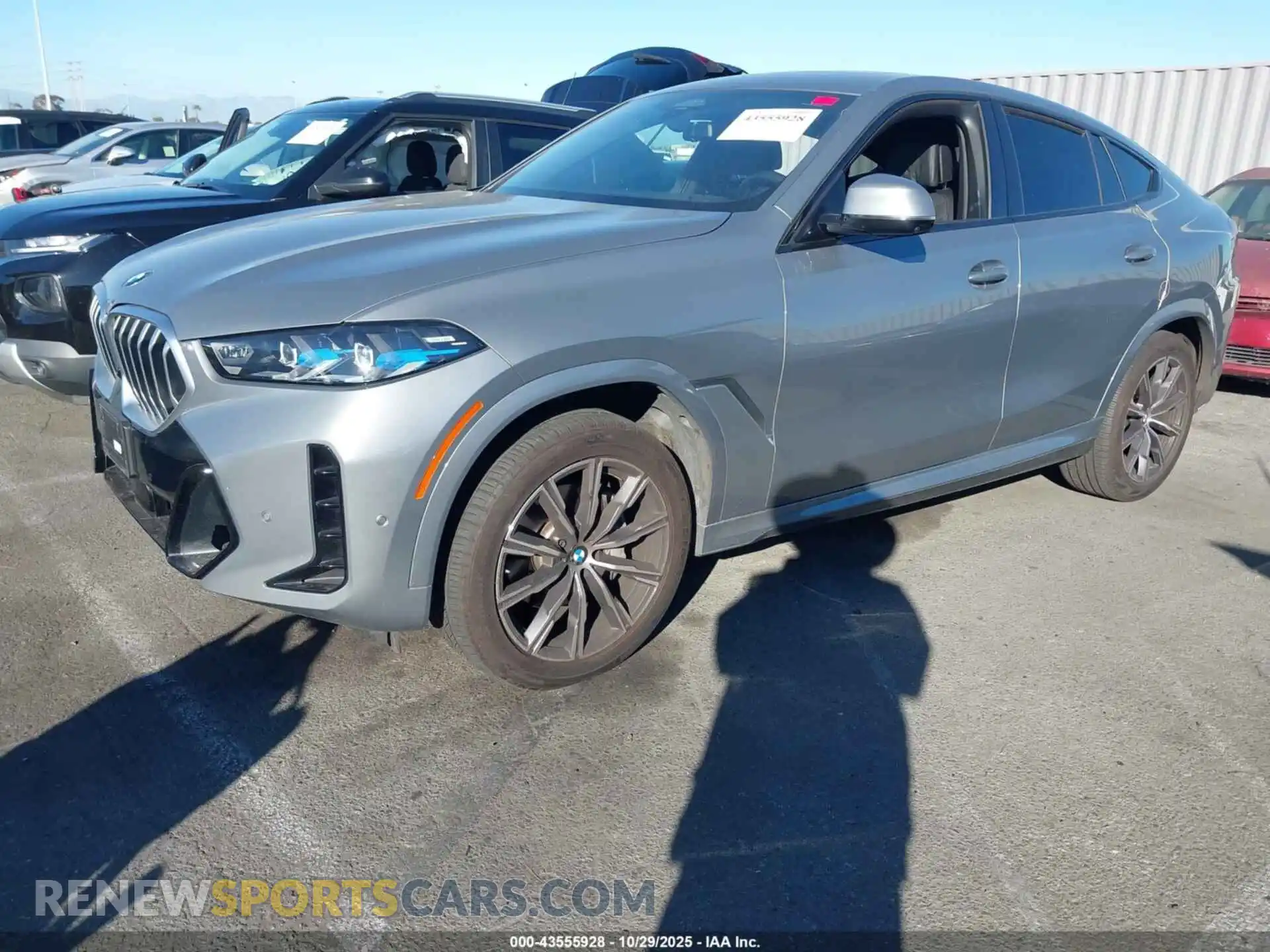 2 Photograph of a damaged car 5UX33EX02S9W72761 BMW X6 2025