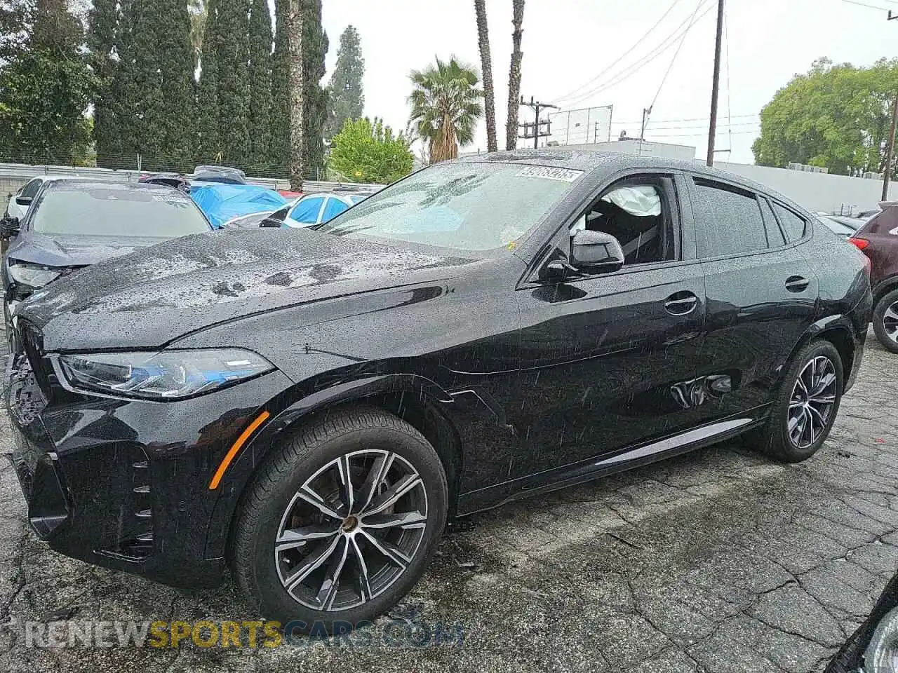 1 Photograph of a damaged car 5UX33EX02S9W96445 BMW X6 2025