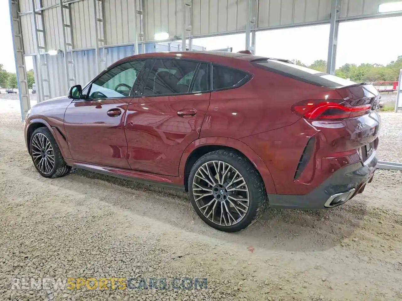 2 Photograph of a damaged car 5UX33EX05S9Y62781 BMW X6 2025