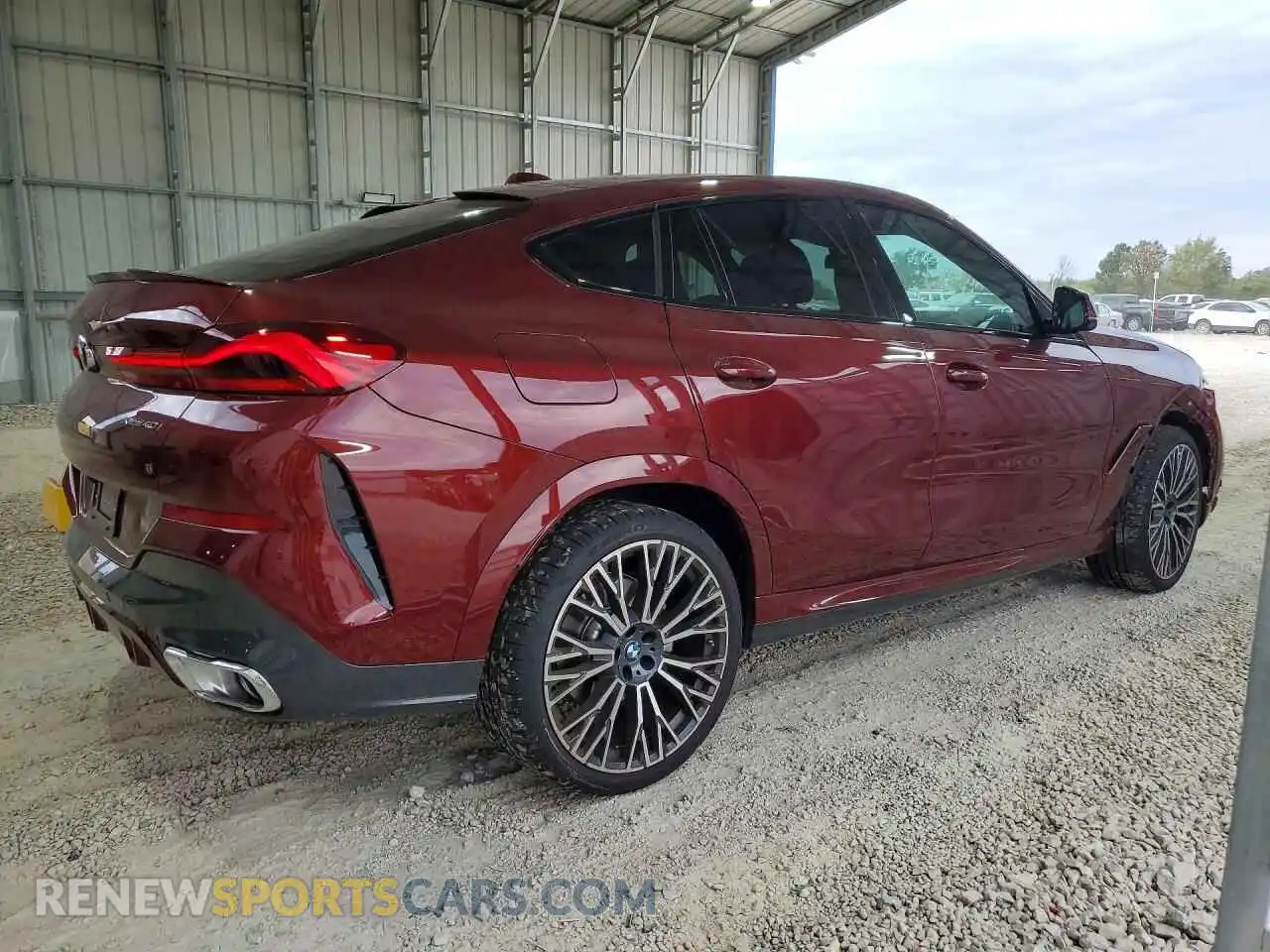 3 Photograph of a damaged car 5UX33EX05S9Y62781 BMW X6 2025