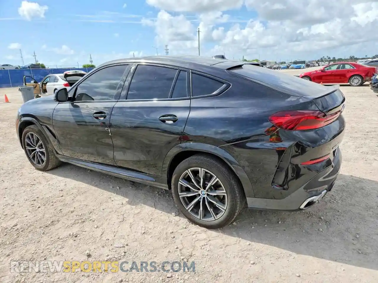 2 Фотография поврежденного автомобиля 5UX33EX07S9W91113 BMW X6 2025