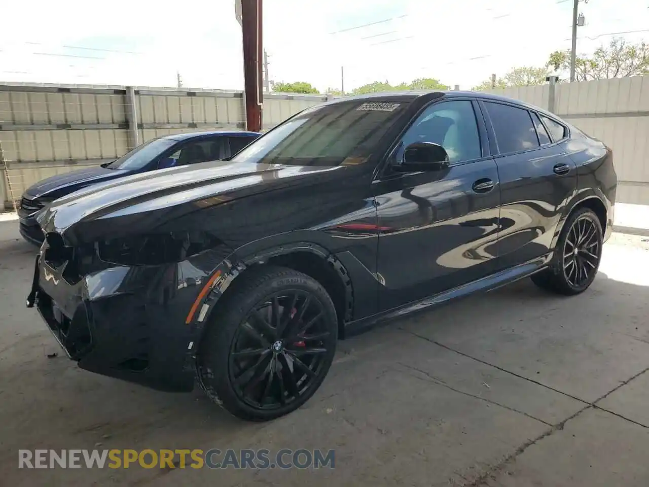 1 Photograph of a damaged car 5UX33EX07S9Y07460 BMW X6 2025