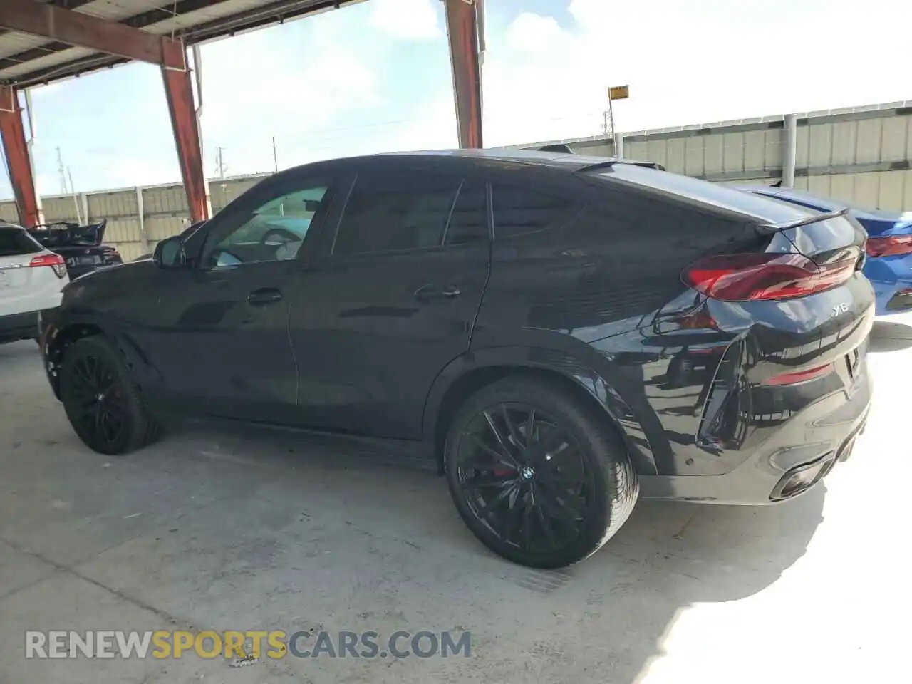 2 Photograph of a damaged car 5UX33EX07S9Y07460 BMW X6 2025