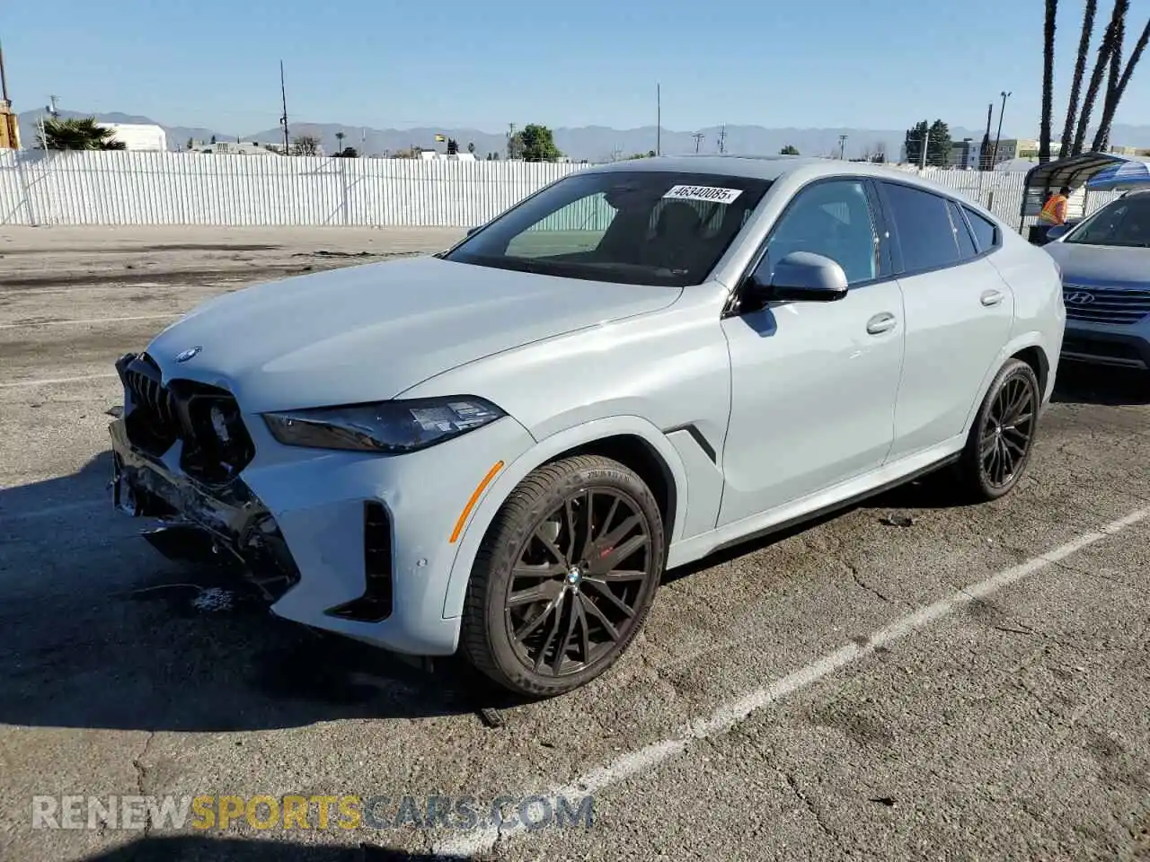 1 Photograph of a damaged car 5UX33EX07S9Y53337 BMW X6 2025