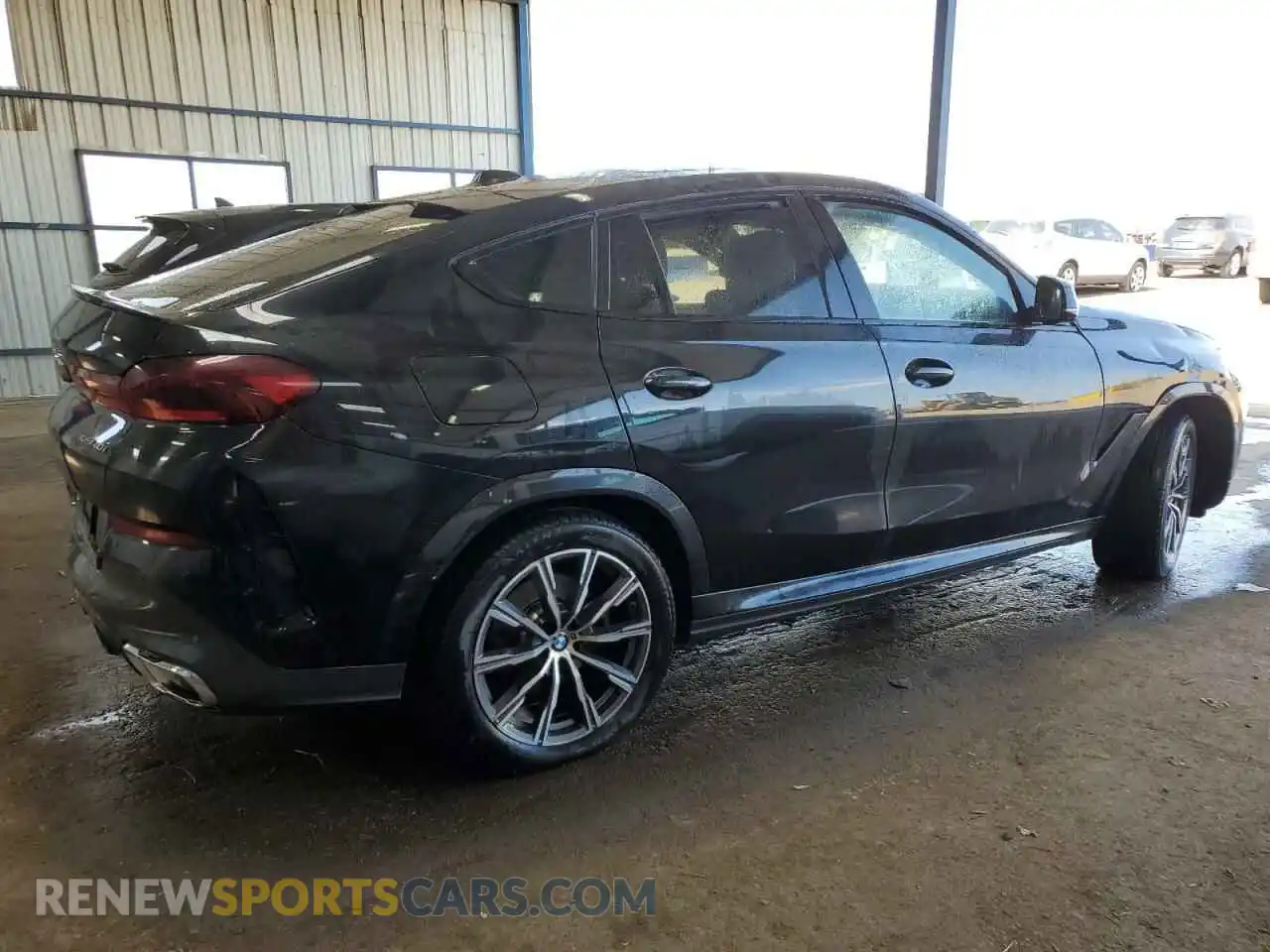 3 Photograph of a damaged car 5UX33EX09S9X00975 BMW X6 2025