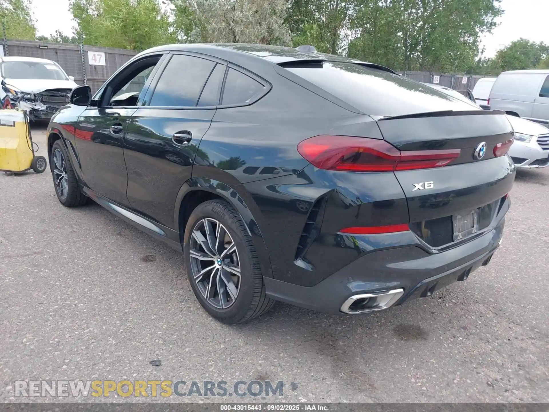 3 Фотография поврежденного автомобиля 5UX33EX09S9X01673 BMW X6 2025