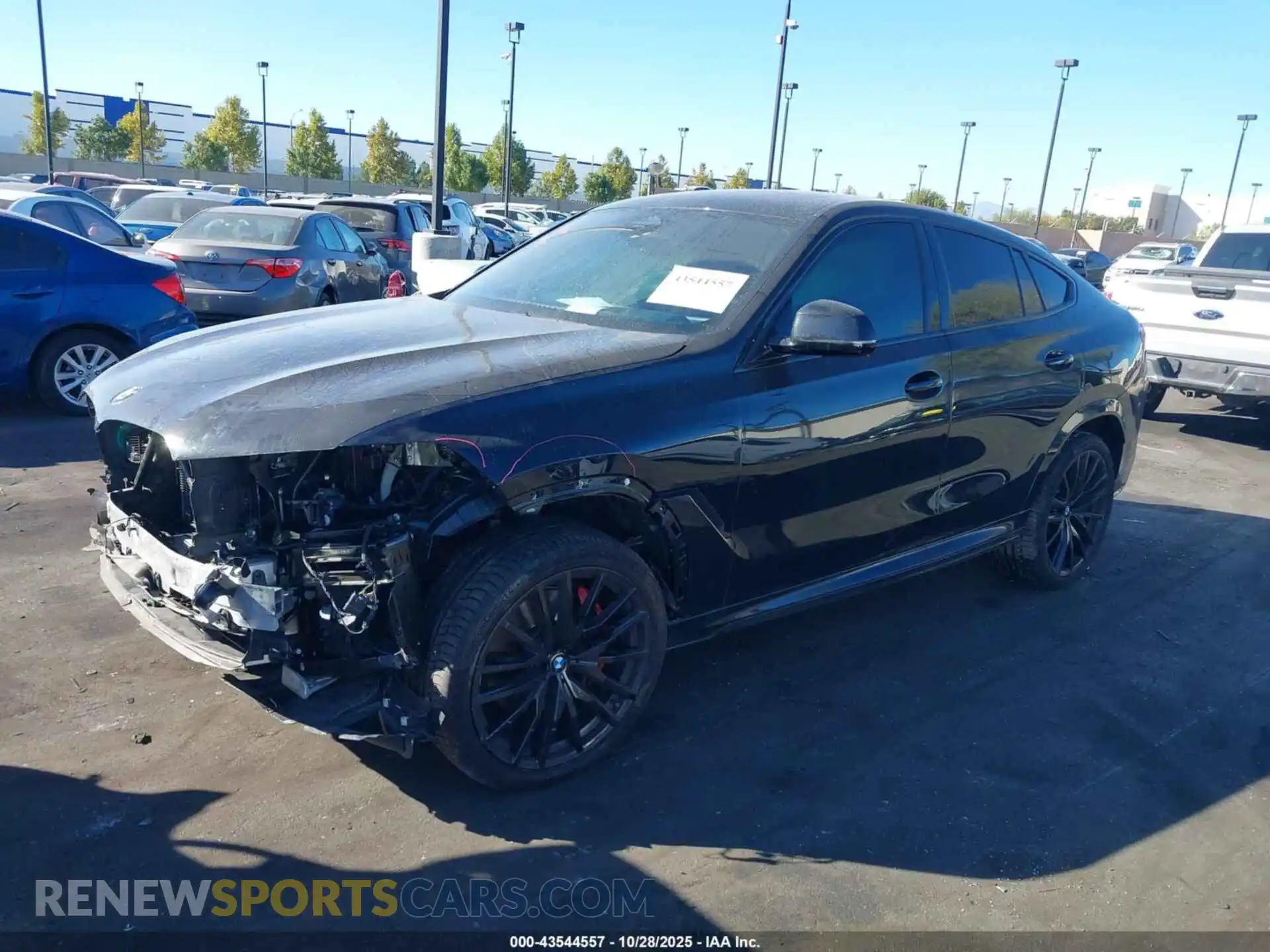 2 Photograph of a damaged car 5UX33EX0XS9Y40842 BMW X6 2025