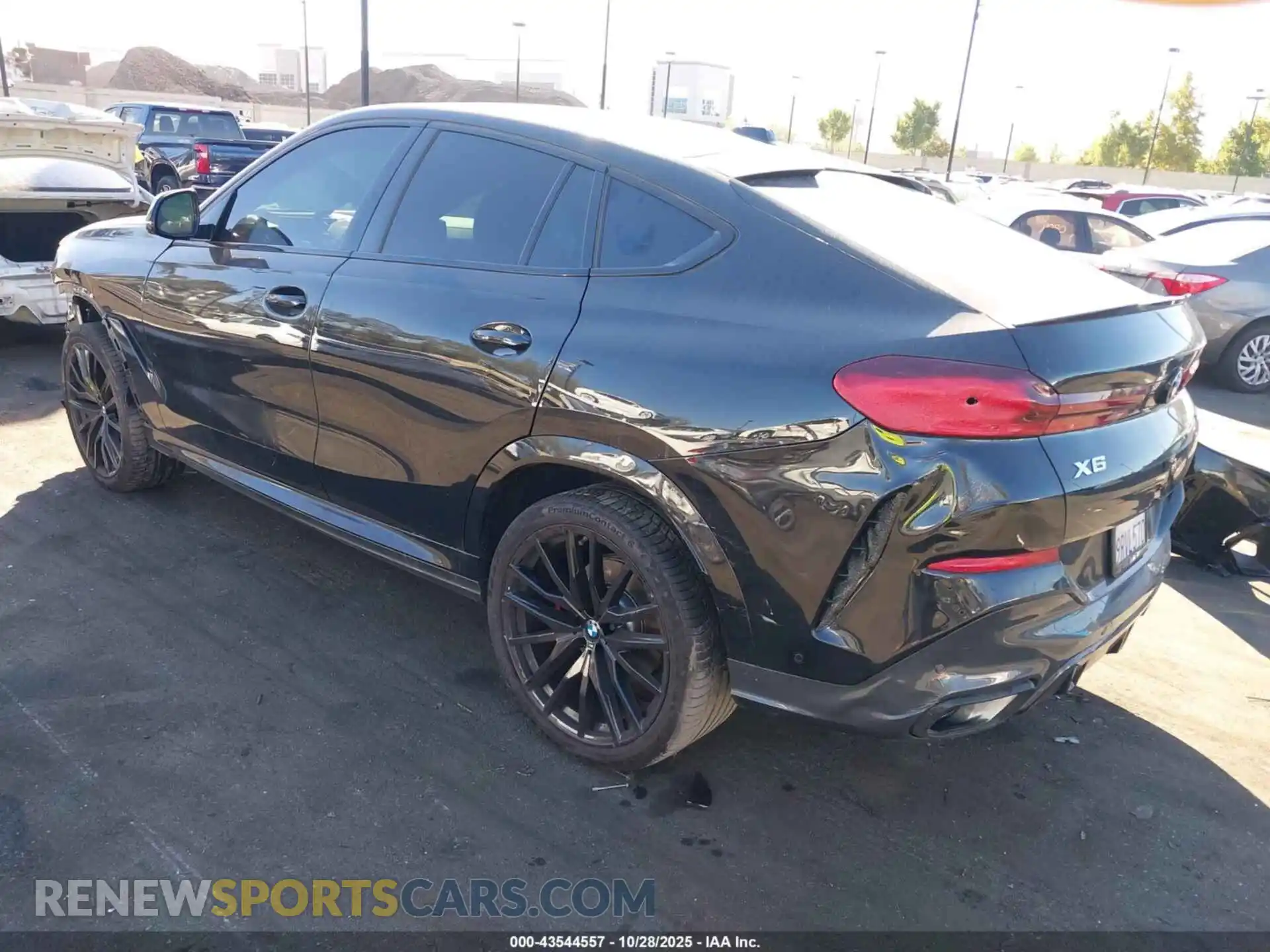 3 Photograph of a damaged car 5UX33EX0XS9Y40842 BMW X6 2025