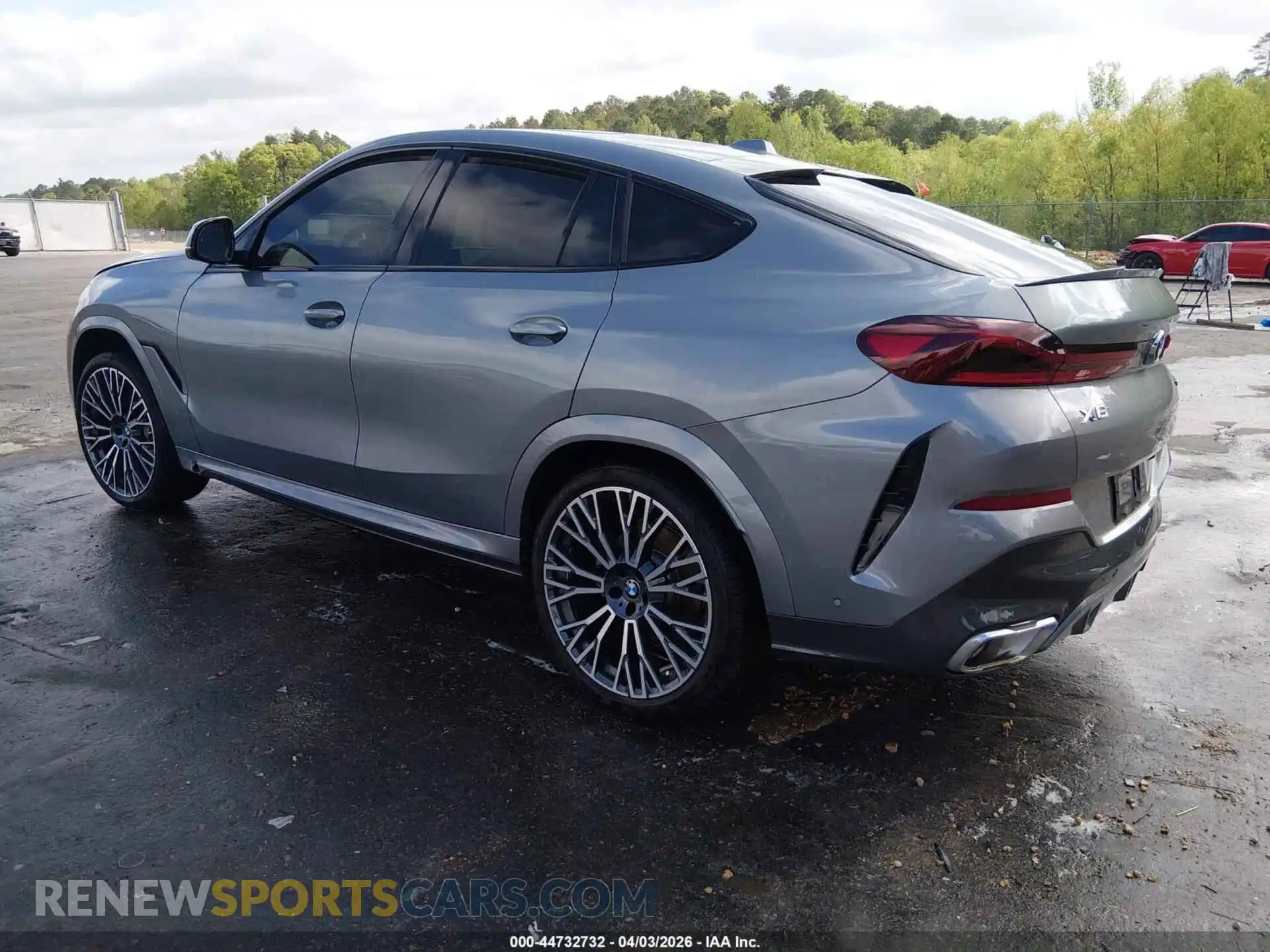 3 Photograph of a damaged car 5UX33EX0XS9Z00795 BMW X6 2025