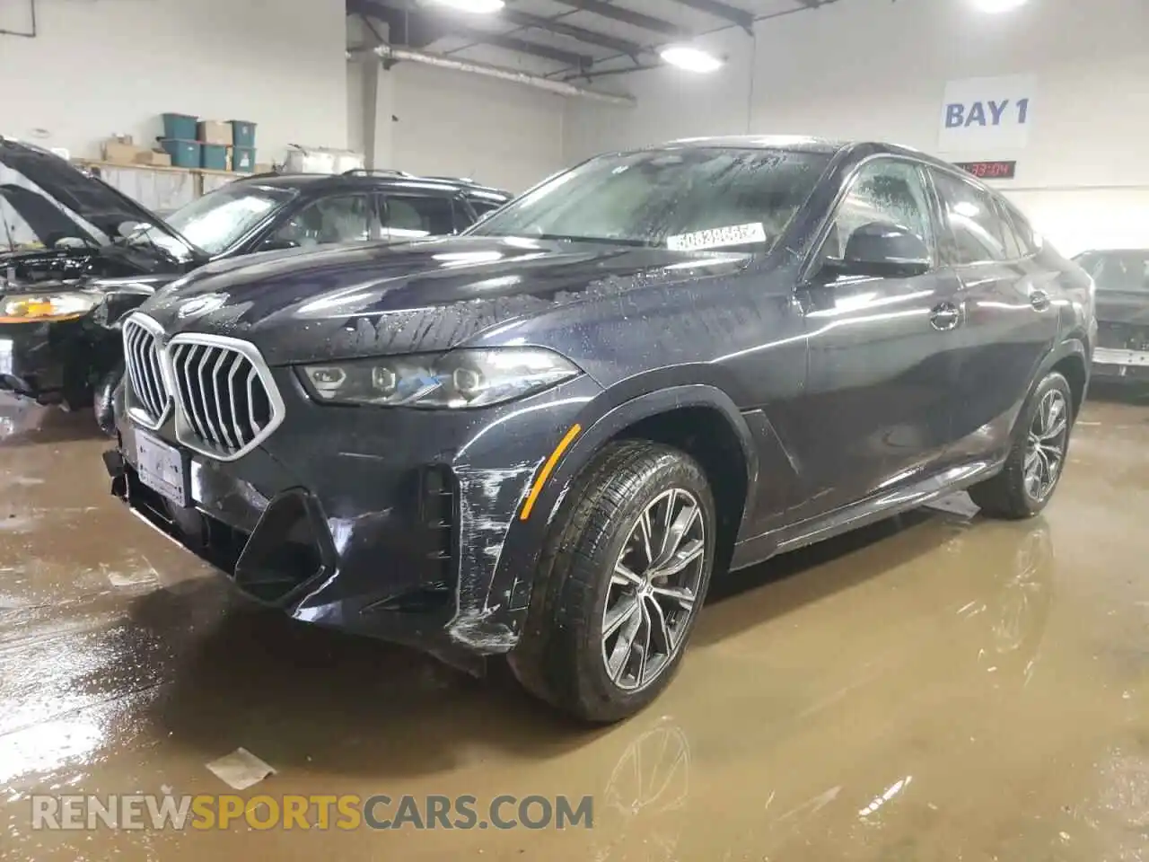 1 Photograph of a damaged car 5UX33EX0XS9Z57353 BMW X6 2025