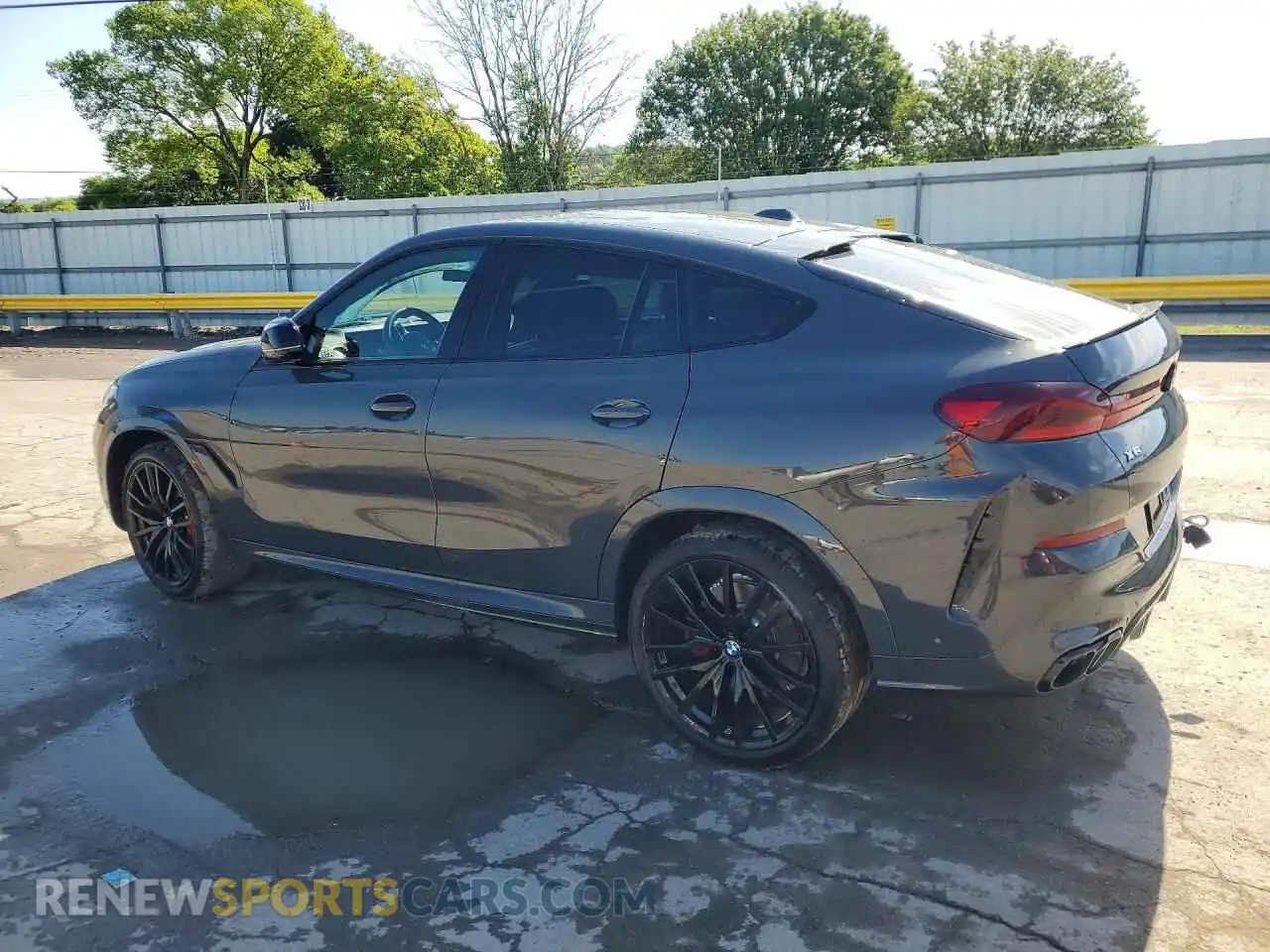 2 Photograph of a damaged car 5UX43EX00S9Y28834 BMW X6 2025