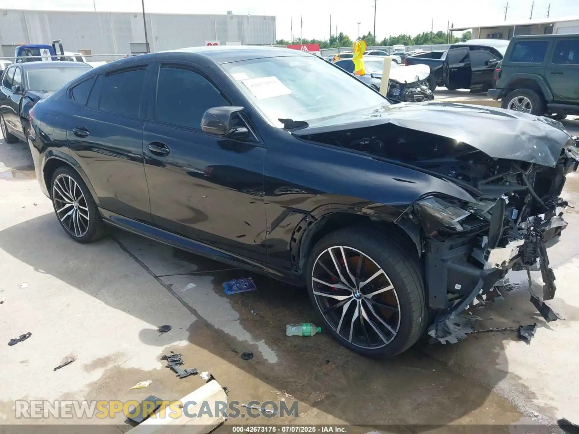1 Photograph of a damaged car 5UX43EX03S9X62098 BMW X6 2025