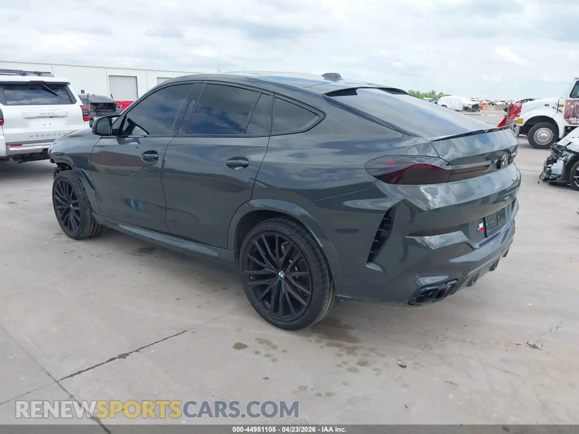 3 Photograph of a damaged car 5UX43EX04S9Z24952 BMW X6 2025
