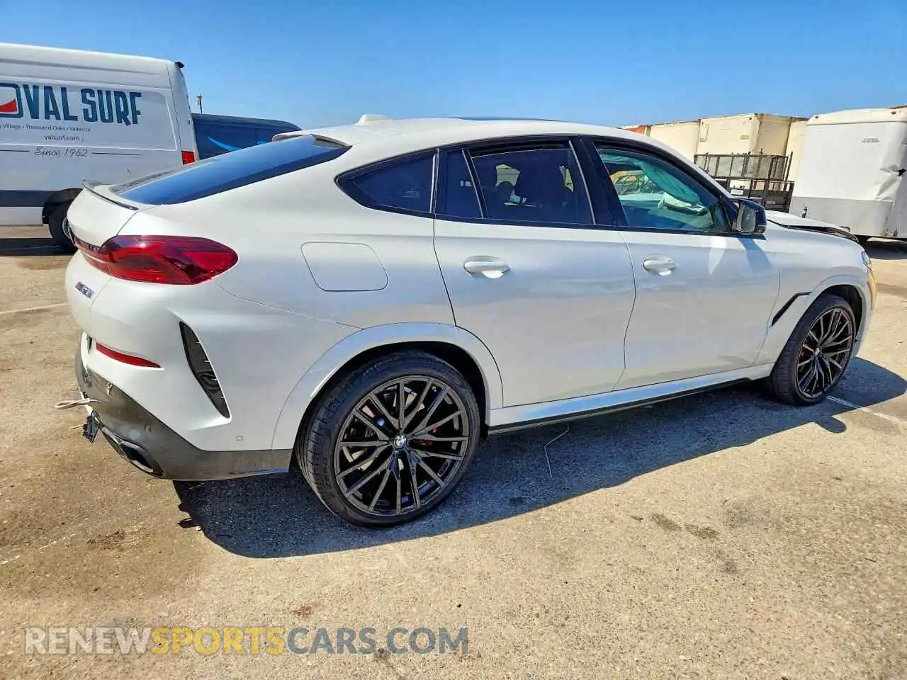 3 fotografías del automóvil dañado 5UX43EX06S9Y51860 BMW X6 2025