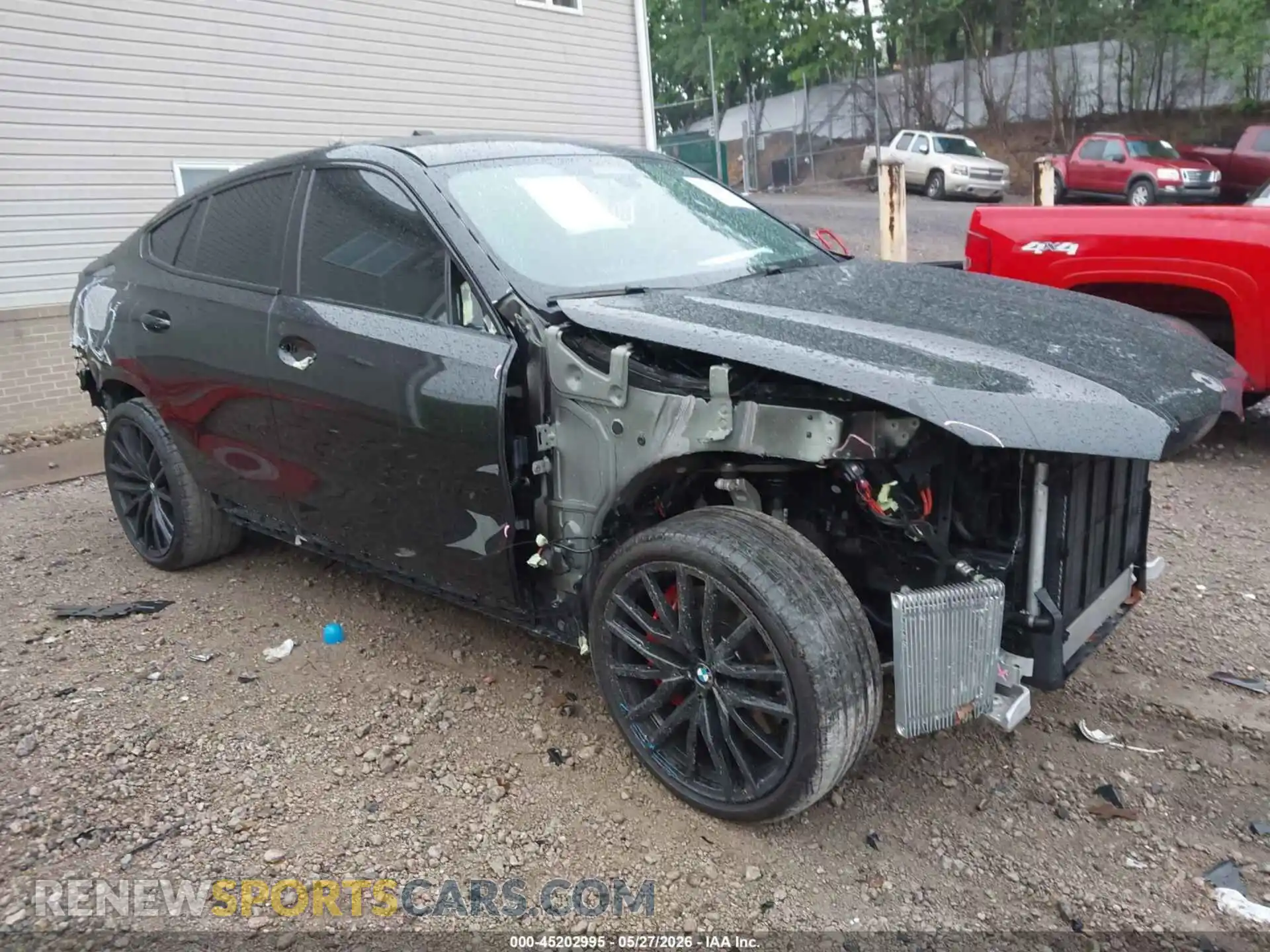 1 Photograph of a damaged car 5UX43EX0XS9X60915 BMW X6 2025