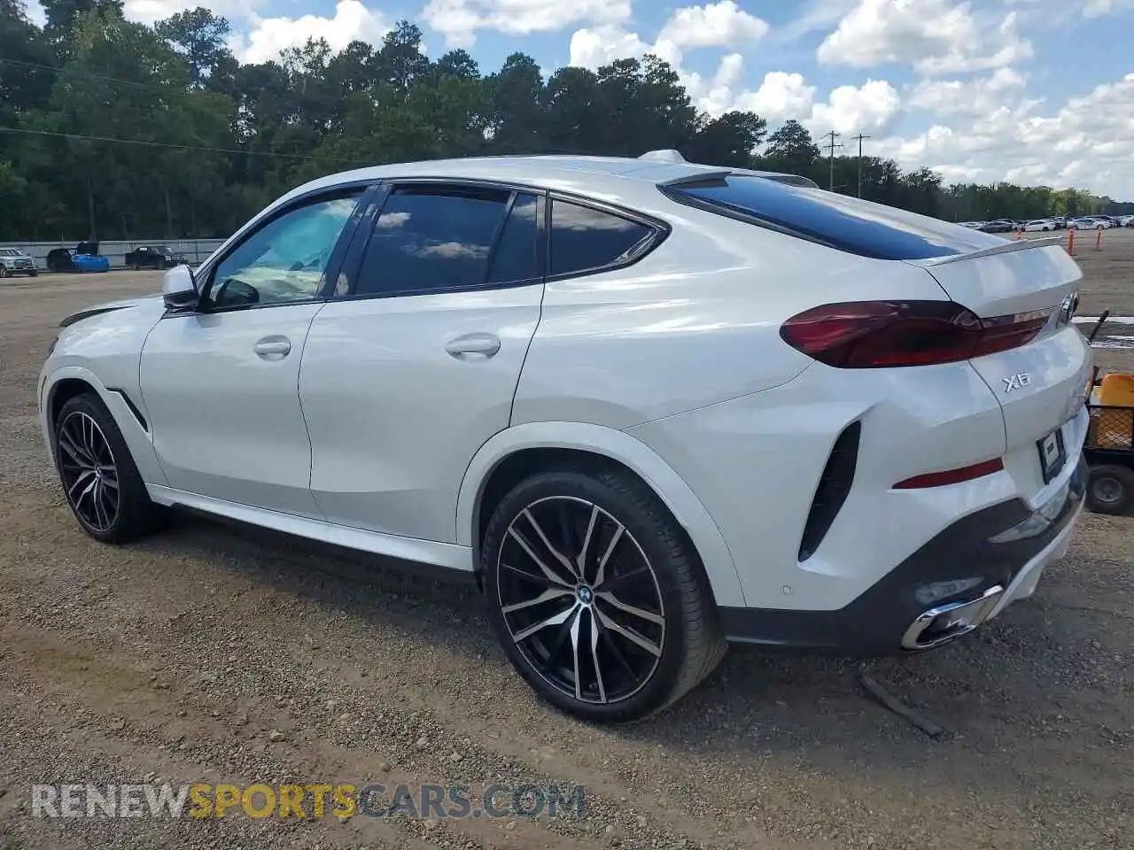 2 Photograph of a damaged car 5UX33EX0XT9222664 BMW X6 2026