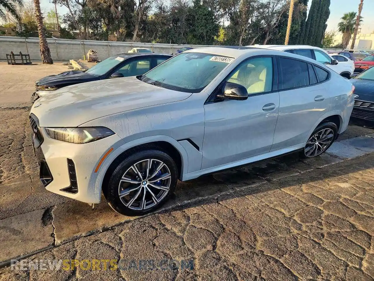 1 Photograph of a damaged car 5UX43EX05T9344658 BMW X6 2026