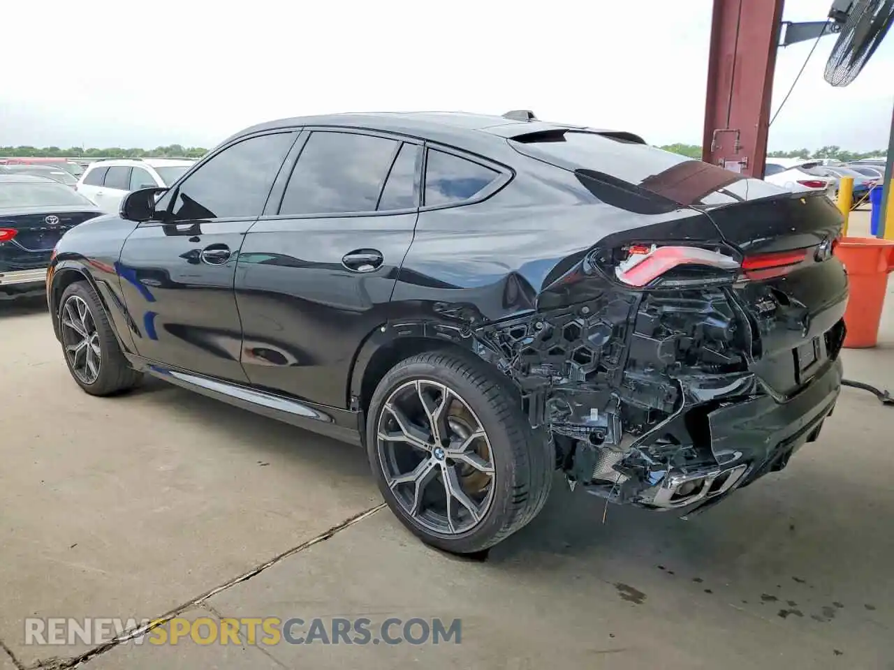 2 Photograph of a damaged car 5UX43EX09T9119501 BMW X6 2026