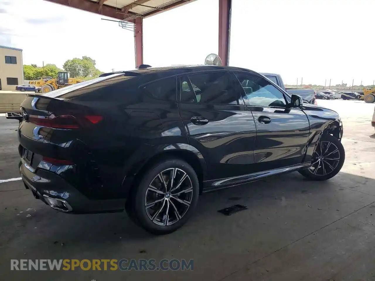 3 Photograph of a damaged car 5UX33EX00V9572596 BMW X6 2027